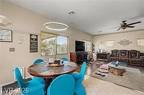 3 bed, 2.5 bath, 2344 sqft, $2,350 — Photo 3