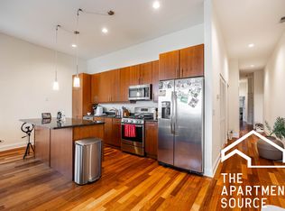 1354 W Augusta Blvd #302, Chicago, IL 60642