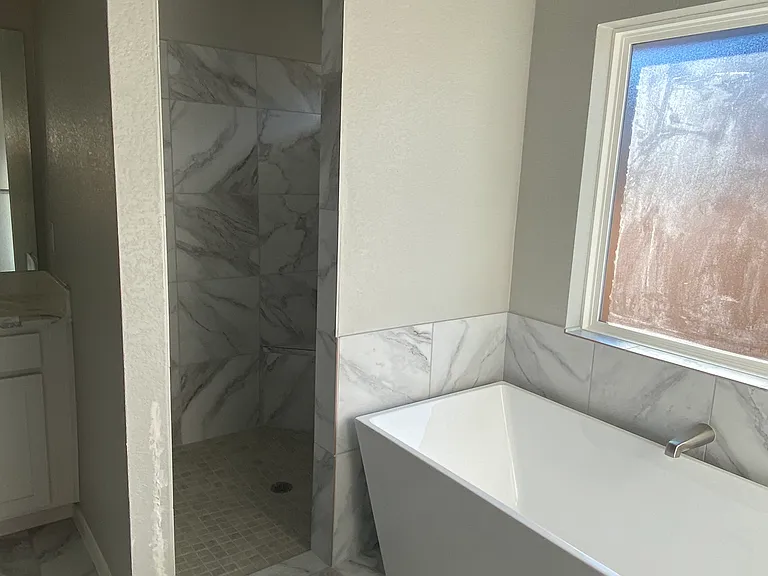811 Marlow Cv — Photo 15