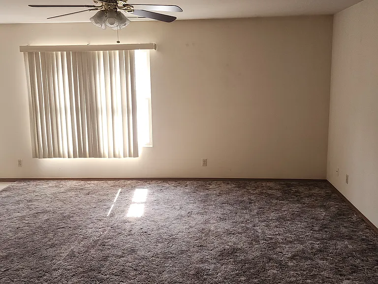 751 Horn St #751 — Photo 3