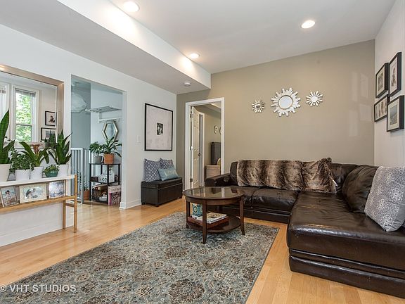 4th image of 5158 W Ainslie St