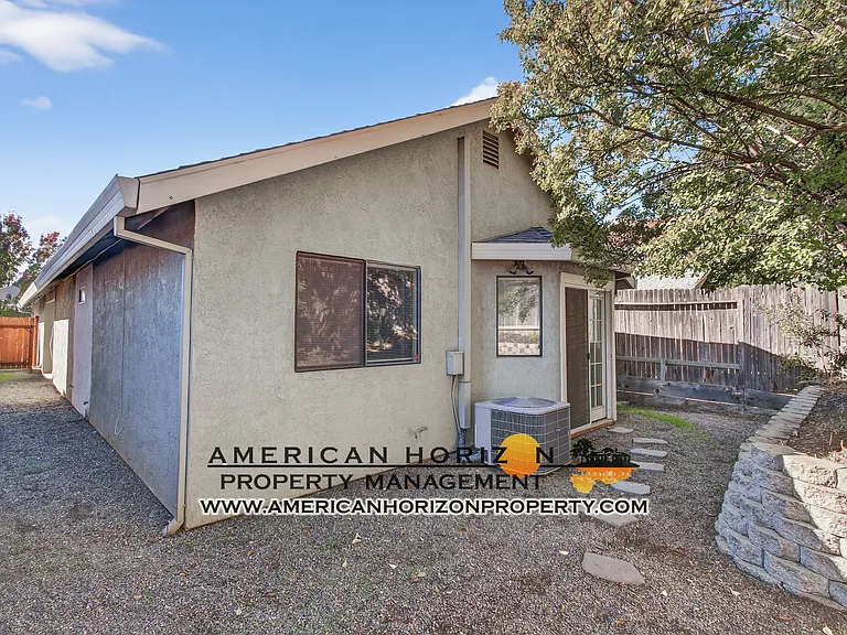 1316 Puebla Way — Photo 32