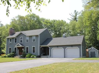 34 Sunset Dr, Dudley, MA 01571