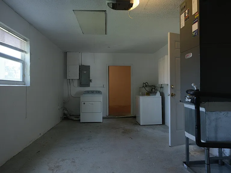 980 Woodland Ave — Photo 19
