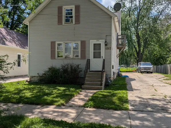 1262 Lawe St, Green Bay, WI 54301