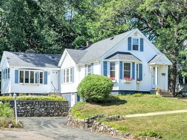 24 Alfred St, Woburn, MA 01801