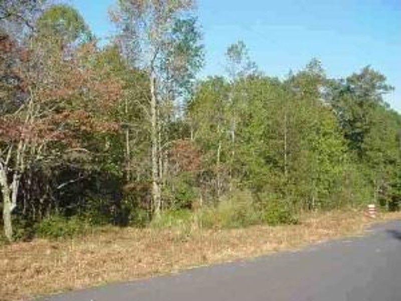 1st image of 15 Lake Farm Ct