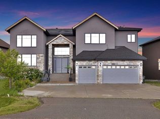 126 NW Cambridge Park Way, Rocky View County, AB T1Z0A2