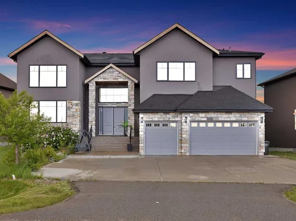 126 NW Cambridge Park Way, Rocky View County, AB T1Z 0A2