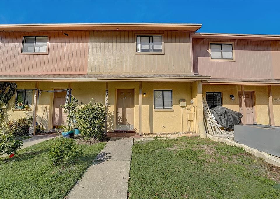 1st image of 3909 Oak Limb Ct