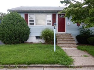 27 Post St, Haledon, NJ 07508