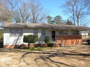 132 Lee St, Columbus, MS 39702