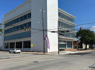3207 Magnolia St #302, Pascagoula, MS 39567