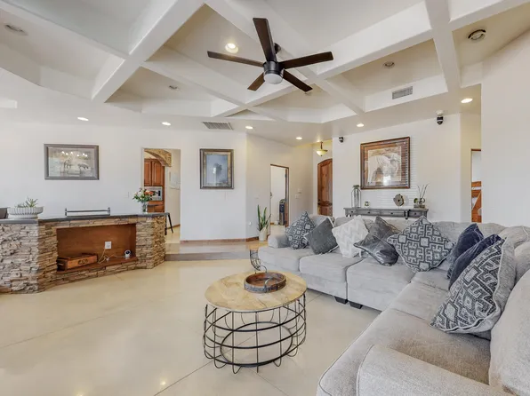 2222 Henry Rd SW, Albuquerque, NM 87105