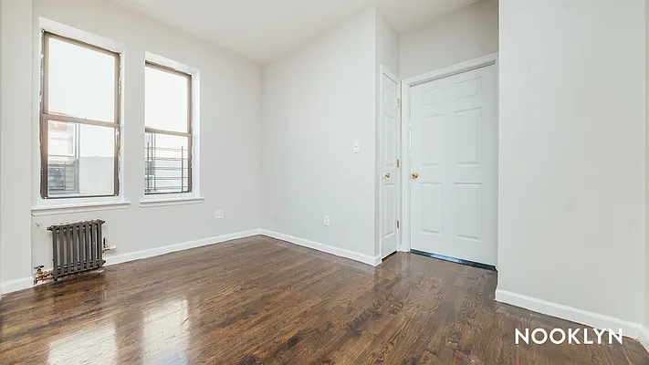 Rented by Nooklyn NYC LLC | media 9