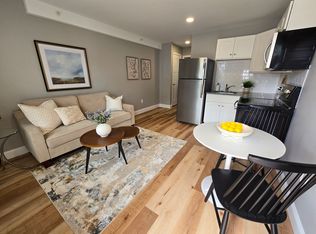 371 Elm St #1, Milford, NH 03055
