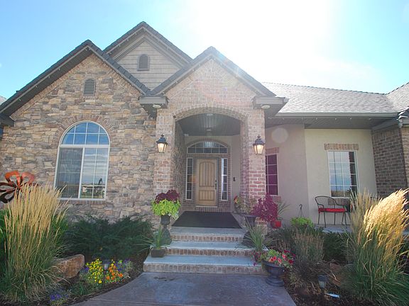 Exterior Entry