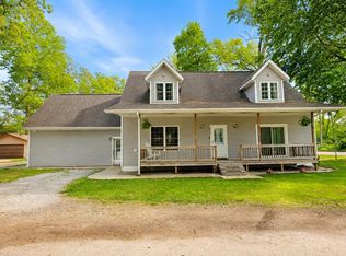 7838 N Topinabee St, Walkerton, IN 46574
