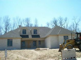 229 E Hidden Glen Dr, Greenfield, IN