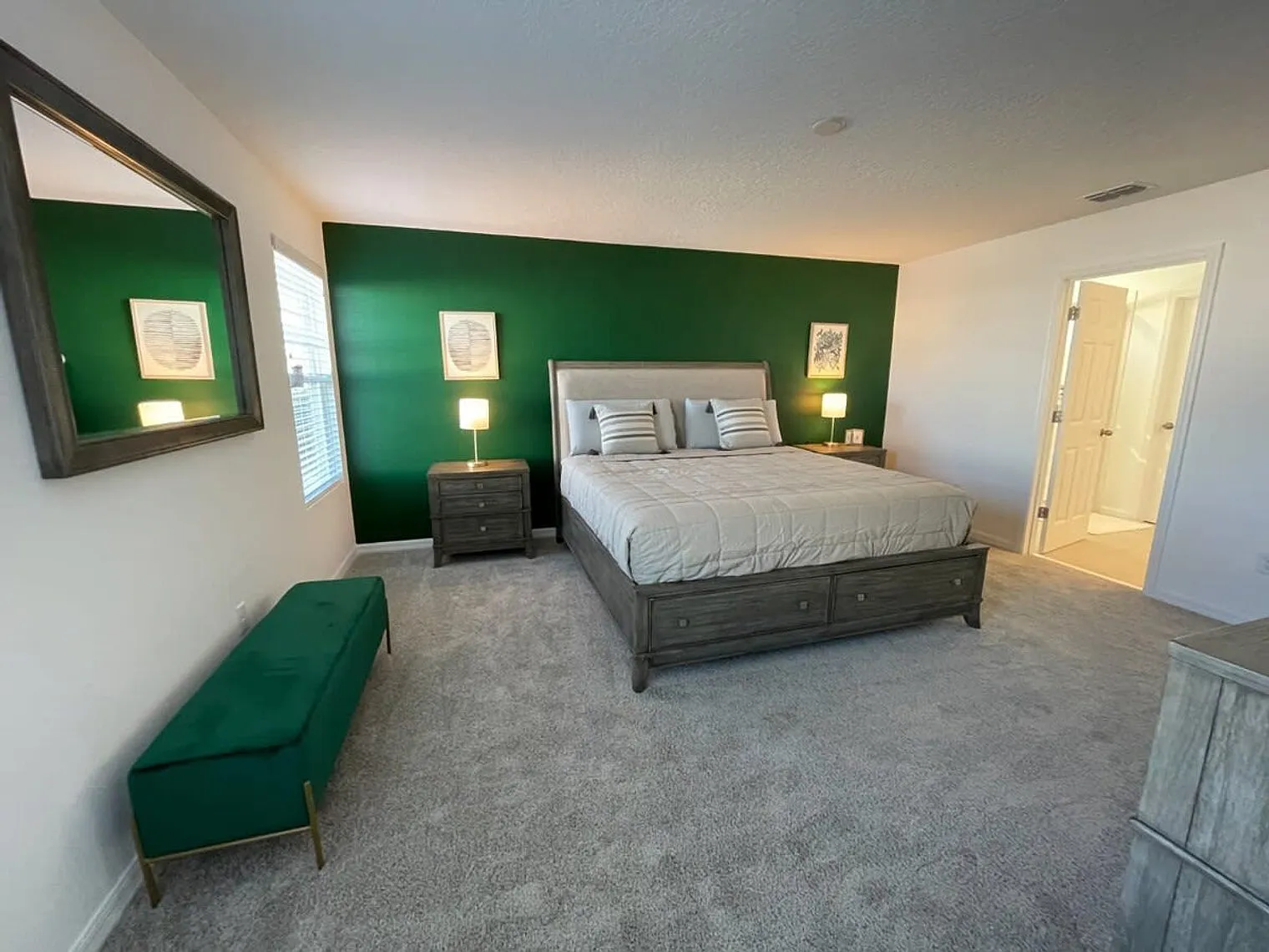 8 bed, 6.0 bath, 4165 sqft, $6,990 — Photo 4