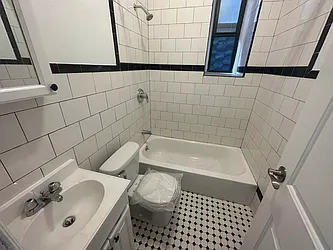 Rented by Premier Metro Realty Corp