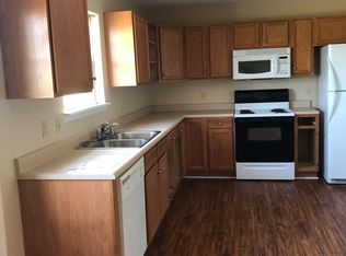 907 Weeping Willow Dr APT 4, Berea, KY 40403