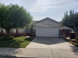 929 N Star Dr, Hanford, CA 93230