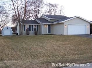 416 Fox Run, South Beloit, IL 61080