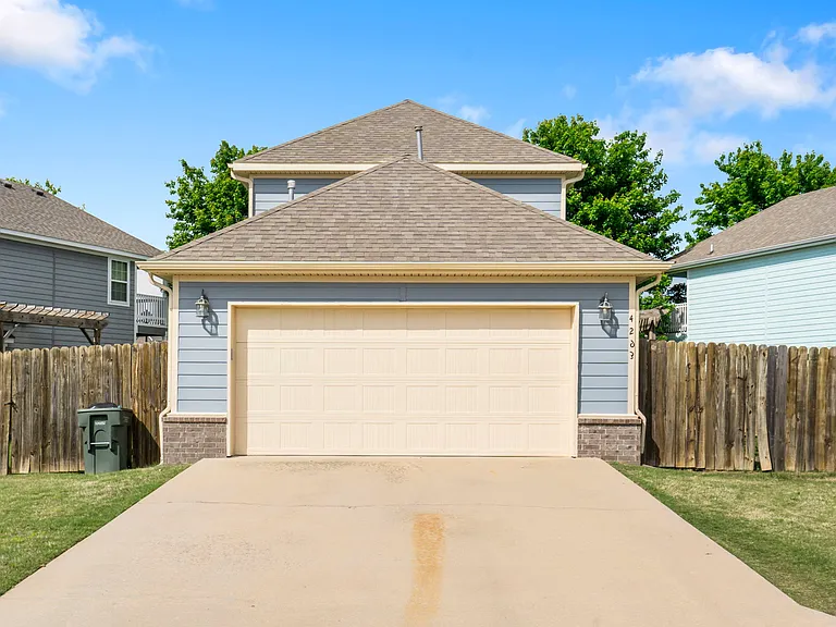 4263 W Marlowe Ln — Photo 21