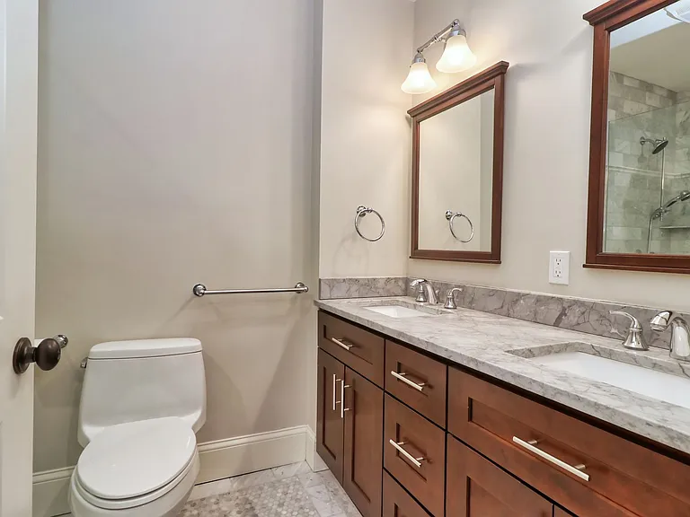 127 Bay State Road — Photo 17