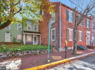 14 E Seminary St, Mercersburg, PA 17236