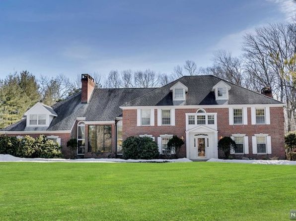 homes for sale in saddle river nj