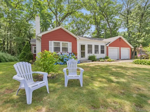 555 Oak Street, East Hartford, CT 06118