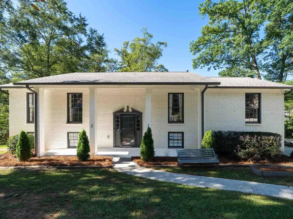 2309 Woodcreek Dr, Birmingham, AL 35226