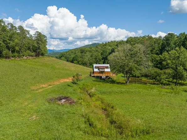 100 Saldeer Mountain Rd, Franklin, NC 28734