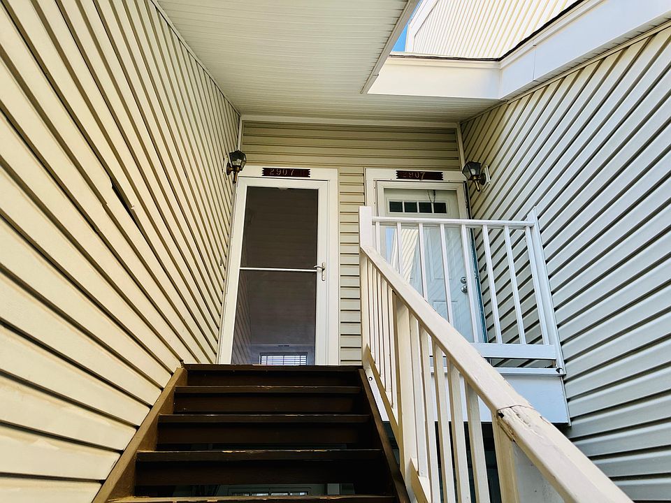 Stairs to unit