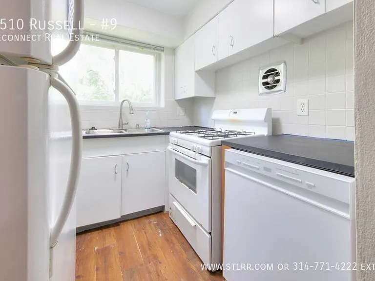 3510 Russell Blvd #9 — Photo 4
