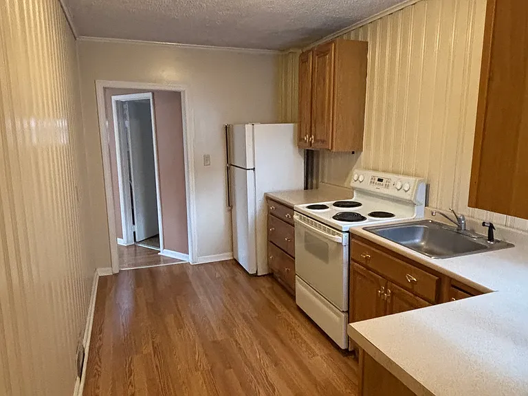 225 Smith Way #1 — Photo 7