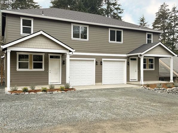 317 S Neptune St, Rockaway Beach, OR 97136