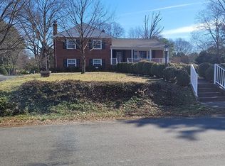 8203 N Mayfield Ln, Mechanicsville, VA 23111