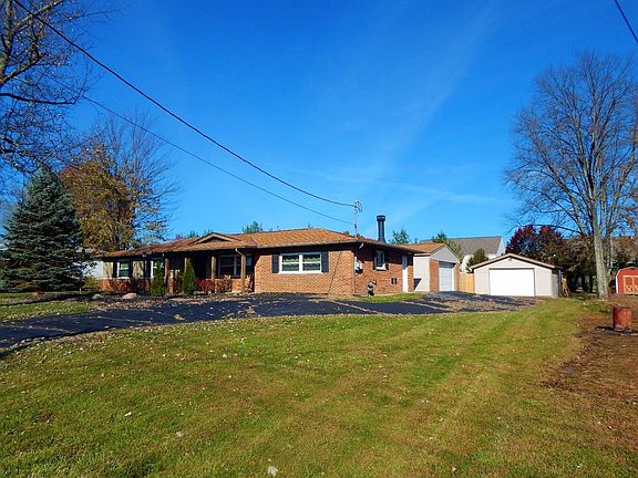 3rd image of 714 Wilfert Dr