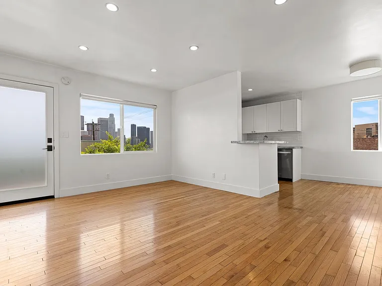 1167 Bellevue Ave #1 — Photo 3