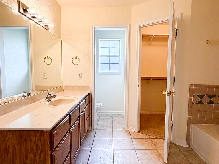 1505 High Chapparal Dr — Photo 18