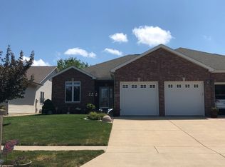 2732 Kitty Hawk Ct, Springfield, IL 62711