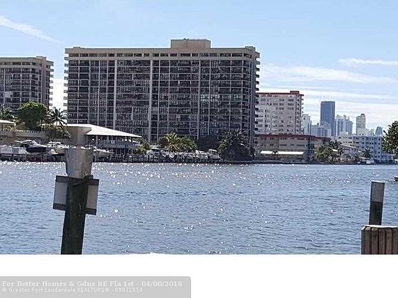 3rd image of 111 Golden Isles Dr APT E10