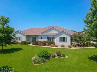 8441 Idlewood Rd, Clinton, IL 61727