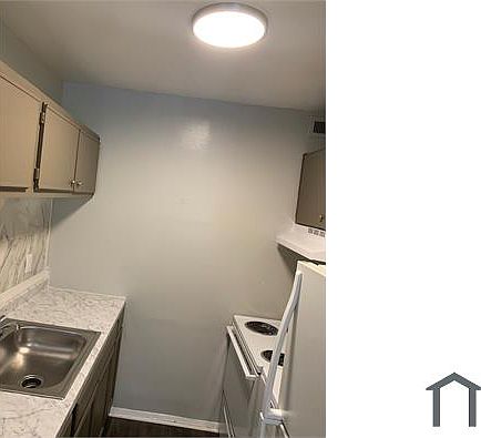 5th image of 1229 Nelson St APT A