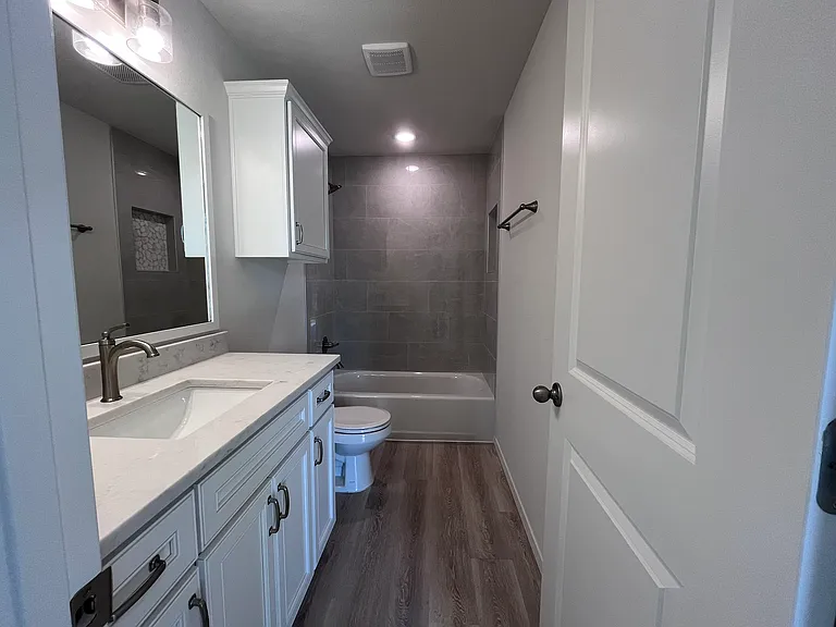 Bathroom #2