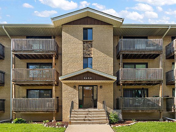 2nd image of 9654 Nottingham Ave APT 1C
