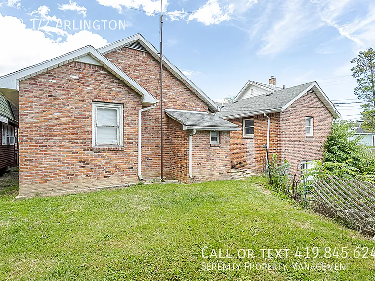 1939 1/2 Arlington Ave — Photo 14
